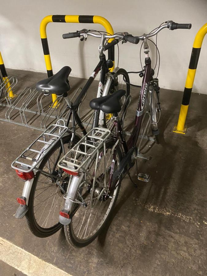 Strandblick Mit Strandkorb & Fahrraedern Glucksburg Bagian luar foto